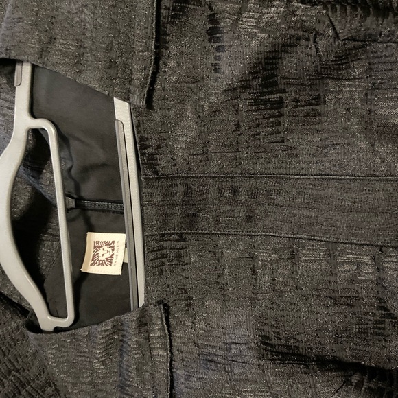 ANNE KLEIN BLACK DRESS NWT. Cute details Size 4. - Picture 7 of 9